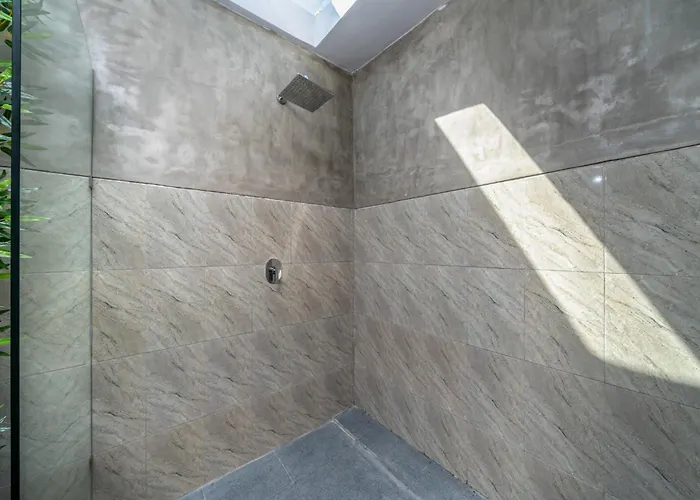 Villa *villa Sari*closed Livingroom*near Beach*canggu* *
